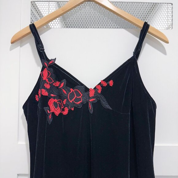 Vintage Black Velvet Witchy Vamp Maxi Dress Goth Halloween Red Rose - Picture 5 of 11